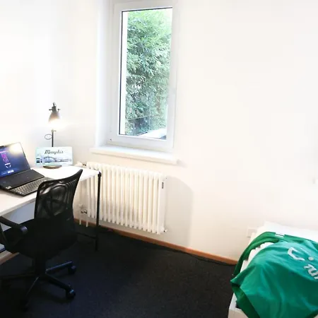 Nest - Elsastrasse 16 * Curych