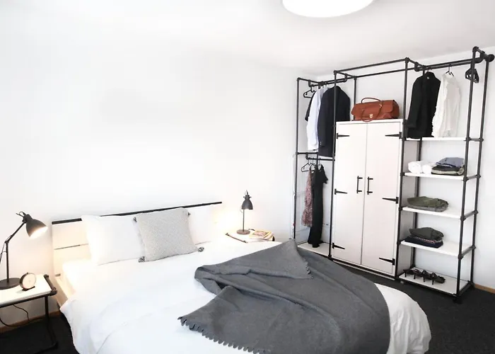 Nest - Elsastrasse 16 Apartament